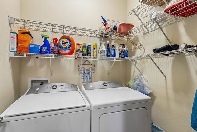 13005 Greenbelt Drive, Urbandale, IA 50323