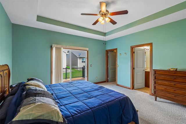 13005 Greenbelt Drive, Urbandale, IA 50323