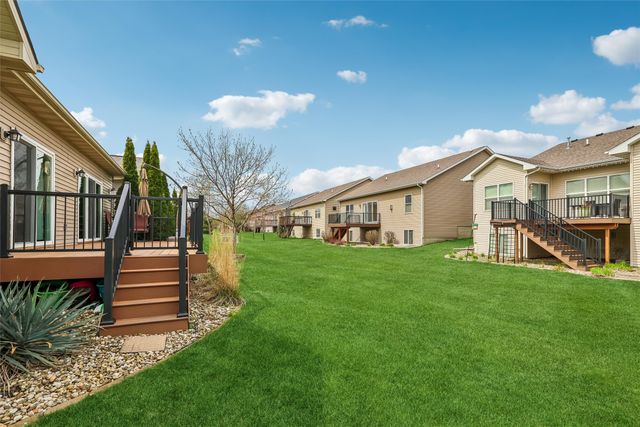 13005 Greenbelt Drive, Urbandale, IA 50323