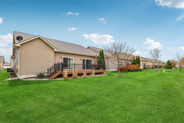 13005 Greenbelt Drive, Urbandale, IA 50323