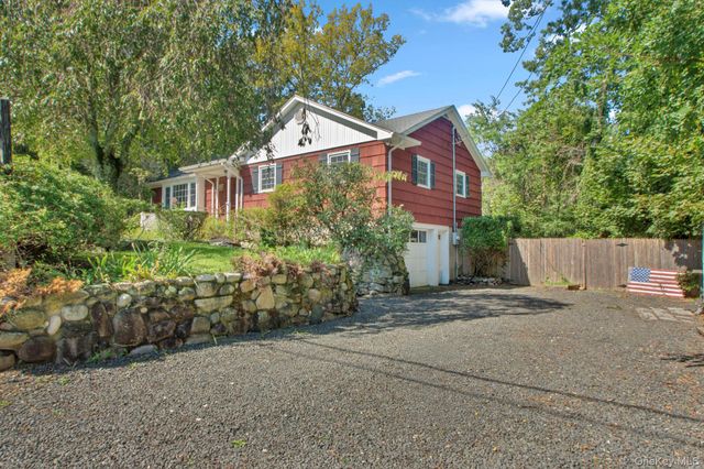 32 Fern Road, Rocky Point, NY 11778