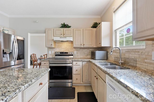 8818 Norway Court, Charlotte, NC 28269