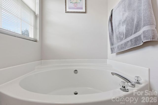 8818 Norway Court, Charlotte, NC 28269