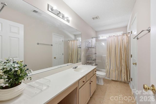 8818 Norway Court, Charlotte, NC 28269