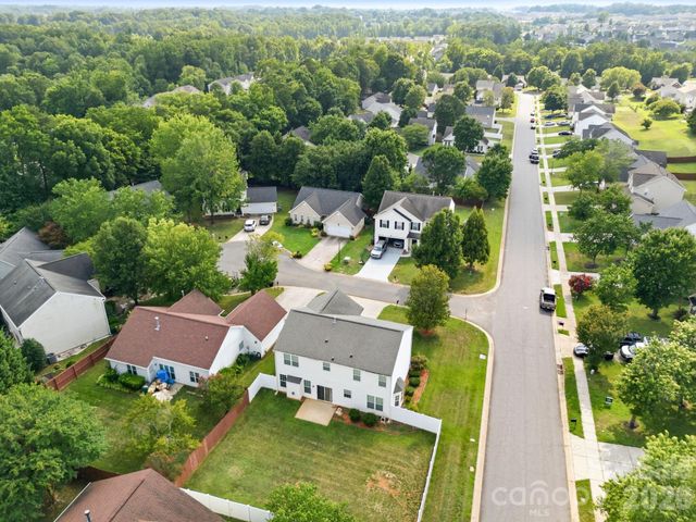 8818 Norway Court, Charlotte, NC 28269
