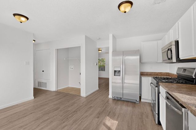 4110 Logan Road NW, Albuquerque, NM 87114