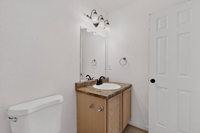 4110 Logan Road NW, Albuquerque, NM 87114
