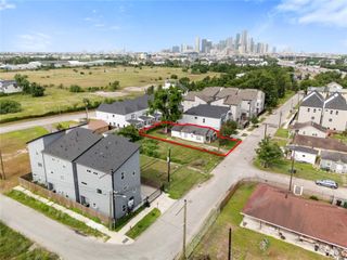 4110 Buck St Street, Houston, TX 77020