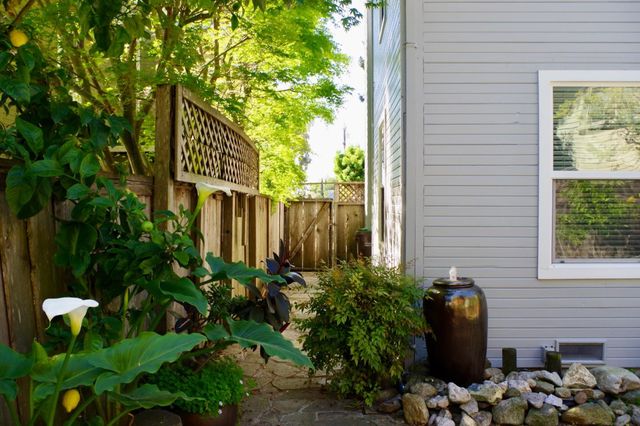 130 Otis Street, Santa Cruz, CA 95060