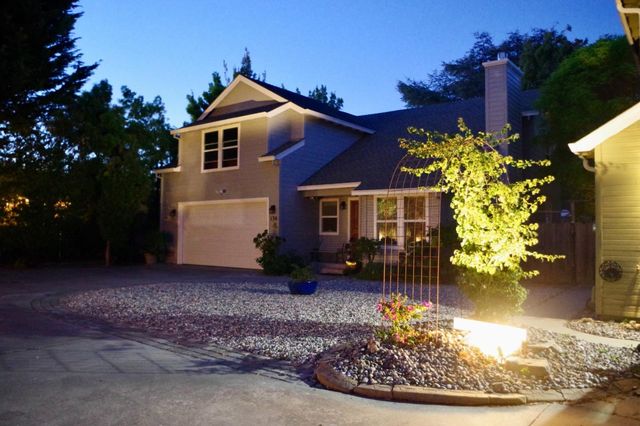 130 Otis Street, Santa Cruz, CA 95060