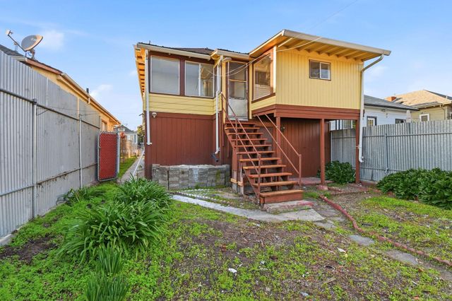 1712 37Th Ave, Oakland, CA 94601