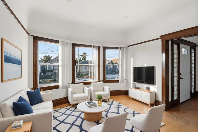 1712 37Th Ave, Oakland, CA 94601