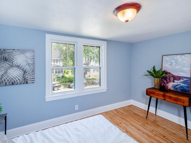912 Fremont Avenue, Saint Paul, MN 55106