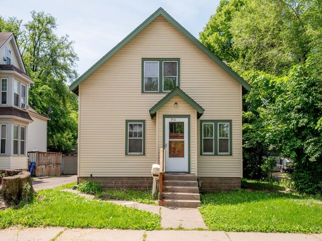 912 Fremont Avenue, Saint Paul, MN 55106