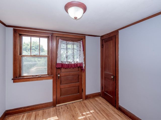 912 Fremont Avenue, Saint Paul, MN 55106