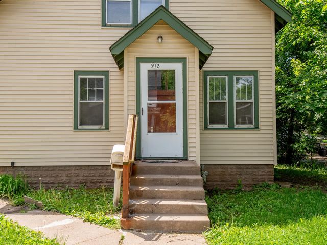912 Fremont Avenue, Saint Paul, MN 55106