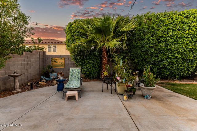 15818 W ACAPULCO Lane, Surprise, AZ 85379
