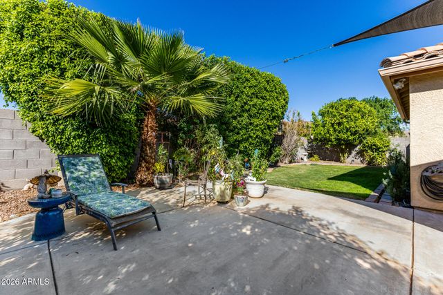 15818 W ACAPULCO Lane, Surprise, AZ 85379