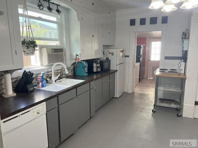 1220 N Garfield, Pocatello, ID 83204