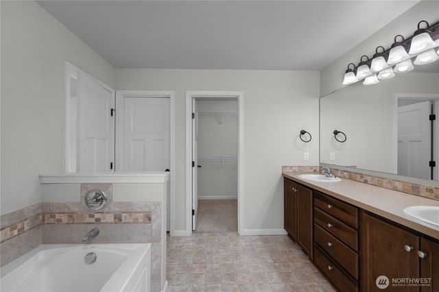 4437 McKinley Street NE, Lacey, WA 98516