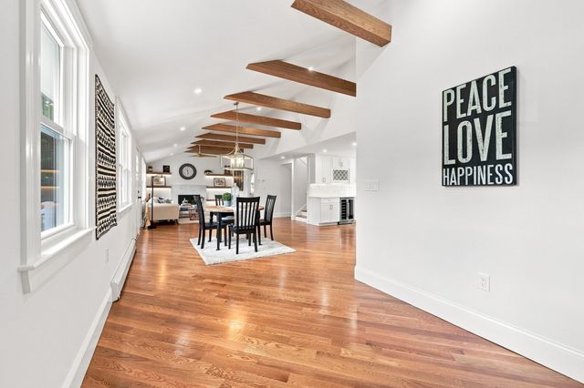 121 Elm St, North Reading, MA 01864
