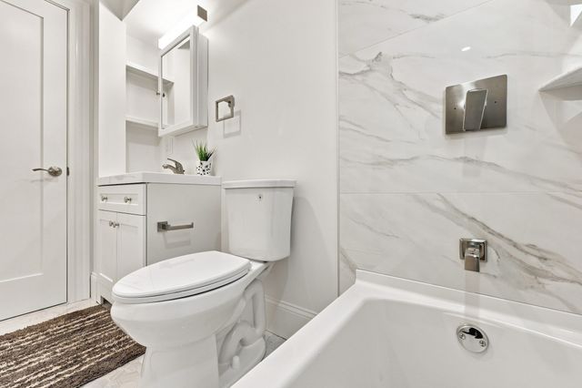 121 Elm St, North Reading, MA 01864
