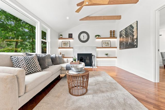 121 Elm St, North Reading, MA 01864