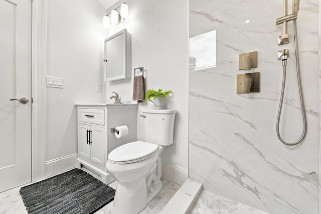 121 Elm St, North Reading, MA 01864
