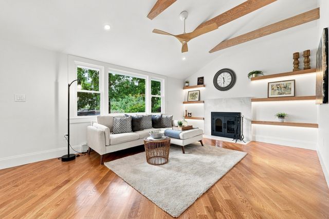 121 Elm St, North Reading, MA 01864