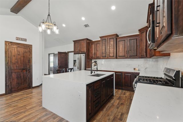 4248 N Fm 273, Ivanhoe, TX 75447