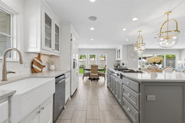 7439 Stonecrest Drive, Dallas, TX 75254