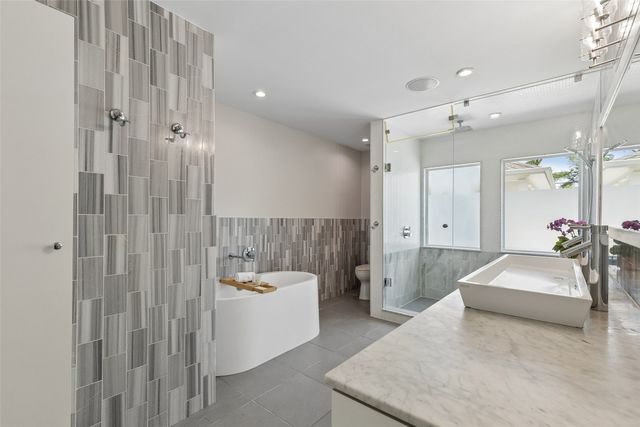 7439 Stonecrest Drive, Dallas, TX 75254