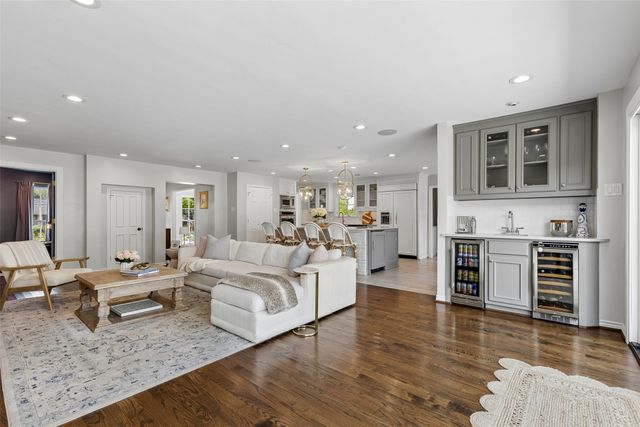 7439 Stonecrest Drive, Dallas, TX 75254