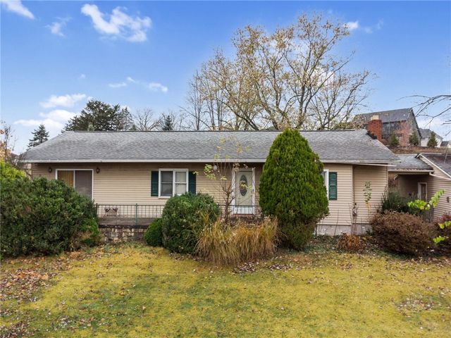 357 E Mcmurray Rd, Peters Twp, PA 15317