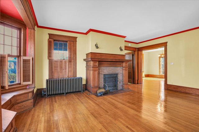 209 W CALIFORNIA Avenue, Urbana, IL 61801