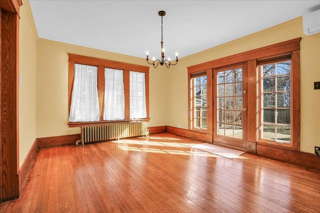 209 W CALIFORNIA Avenue, Urbana, IL 61801