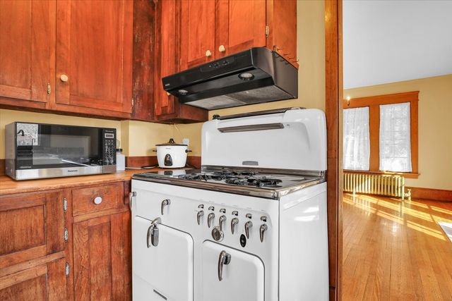 209 W CALIFORNIA Avenue, Urbana, IL 61801