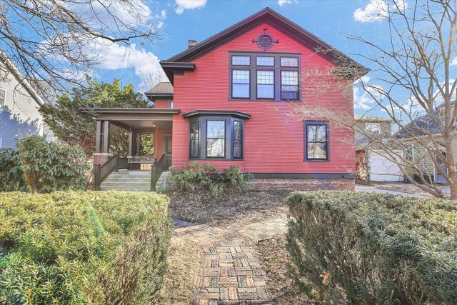 209 W CALIFORNIA Avenue, Urbana, IL 61801