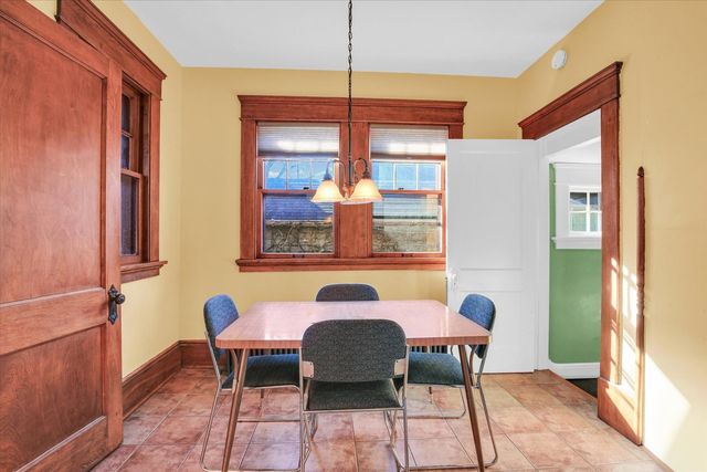 209 W CALIFORNIA Avenue, Urbana, IL 61801