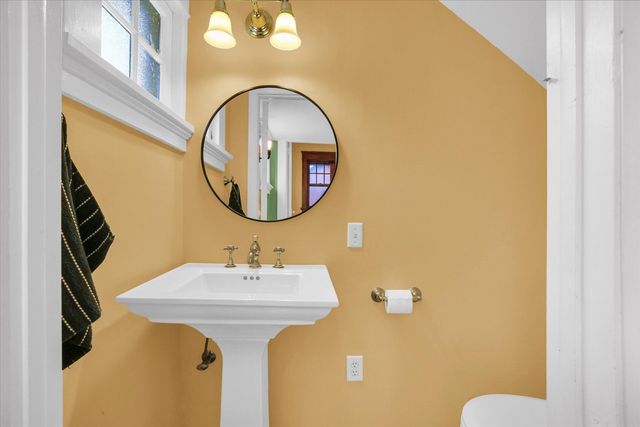 209 W CALIFORNIA Avenue, Urbana, IL 61801