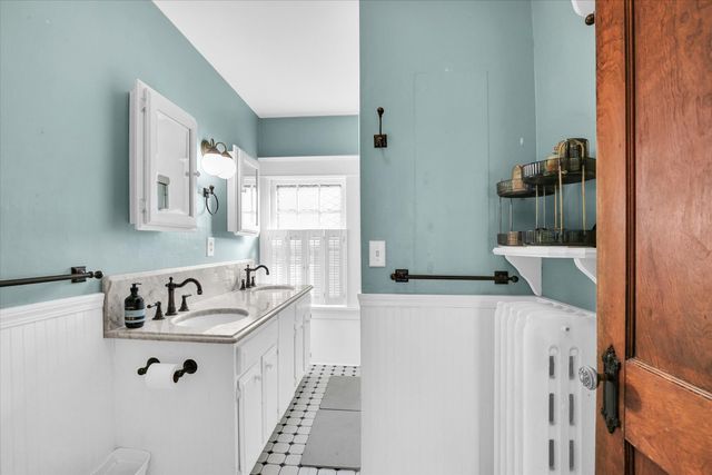 209 W CALIFORNIA Avenue, Urbana, IL 61801