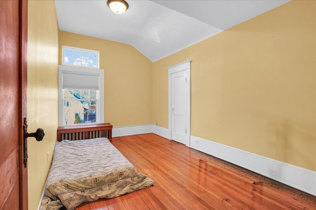 209 W CALIFORNIA Avenue, Urbana, IL 61801