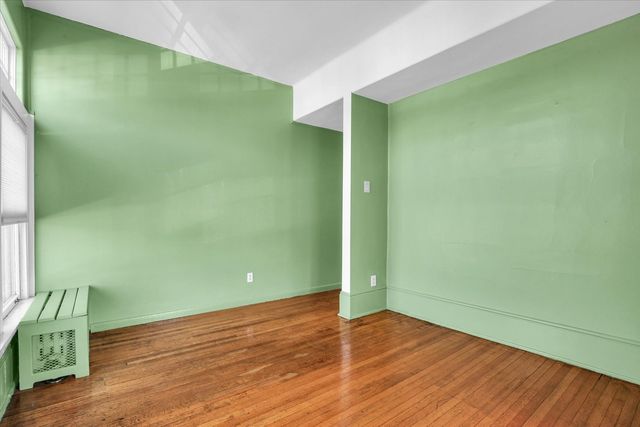 209 W CALIFORNIA Avenue, Urbana, IL 61801