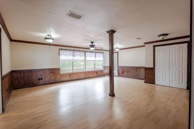 2400 Carter Road, Springtown, TX 76082