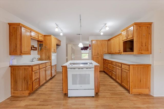 2400 Carter Road, Springtown, TX 76082