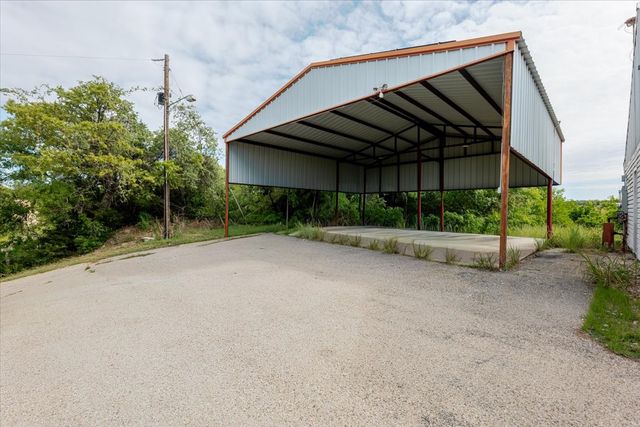 2400 Carter Road, Springtown, TX 76082