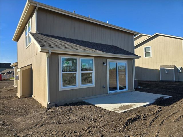 1734 Elderberry Lane, Ottawa, KS 66067