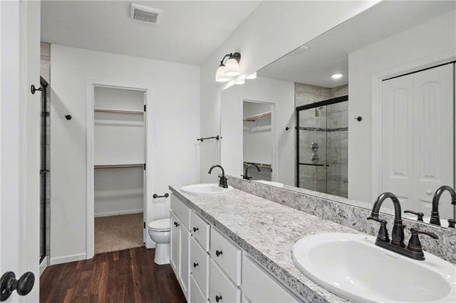 1734 Elderberry Lane, Ottawa, KS 66067