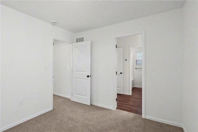 1734 Elderberry Lane, Ottawa, KS 66067