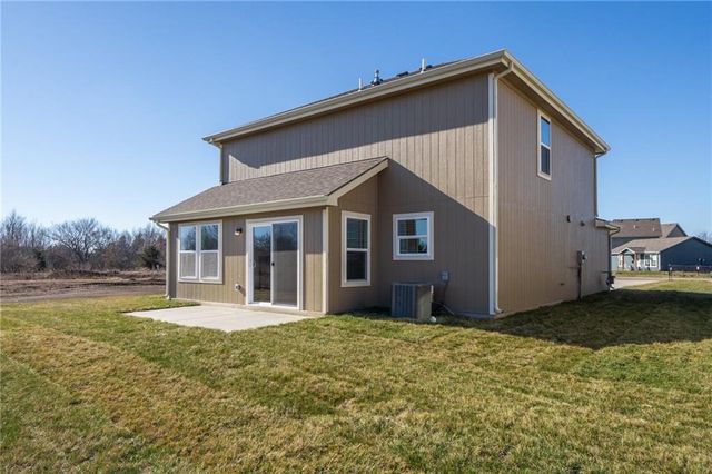 1734 Elderberry Lane, Ottawa, KS 66067
